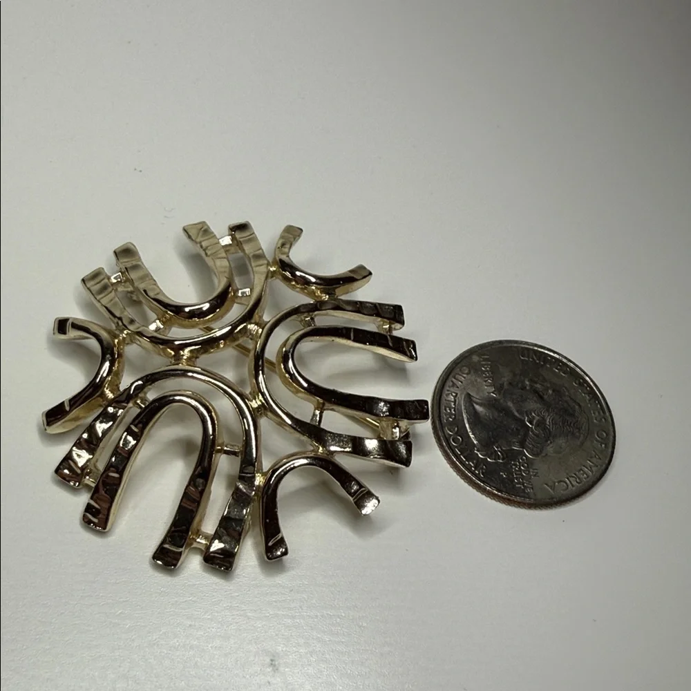 Vintage Gold tone Horseshoe double U brutalist Sarah Cov Brooch pin Sea Sprite